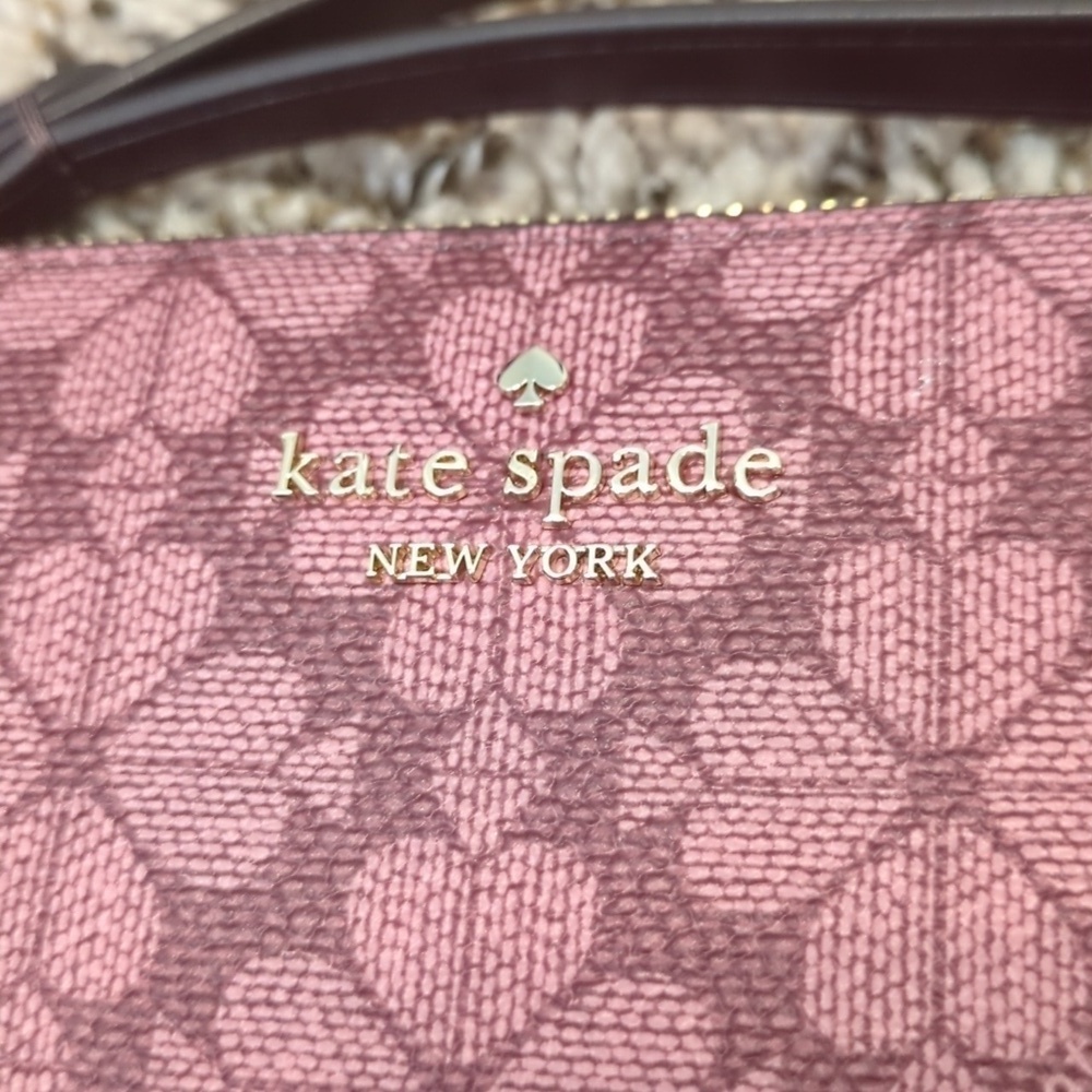 Kate Spade Lucy small floral grenache Spade logo zip wristlet wallet - Picture 4 of 11